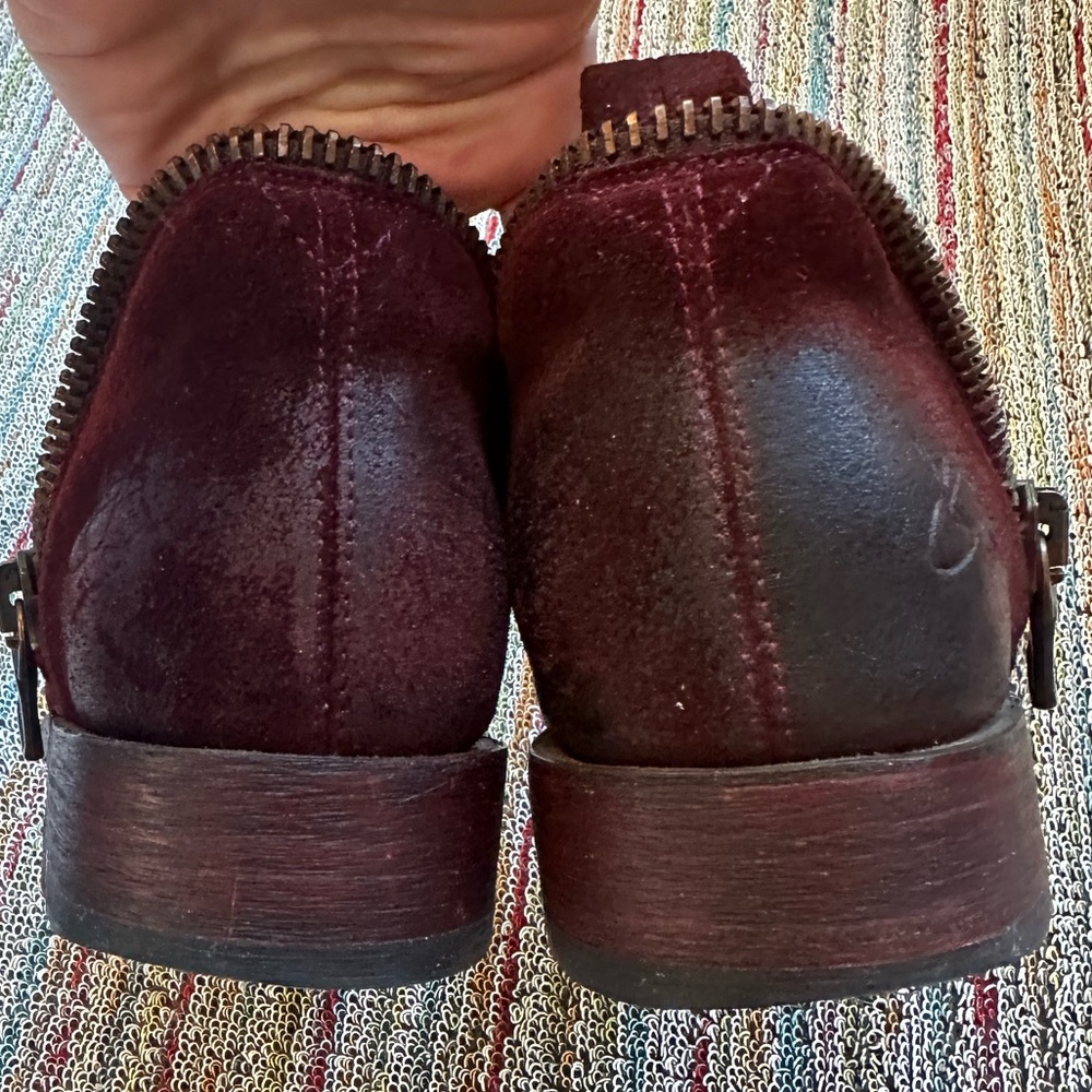 Fluevog NEARLY NEW Living Evers burgundy suede rub-off slip on shoe w/ zipper- 6 - Picture 7 of 16